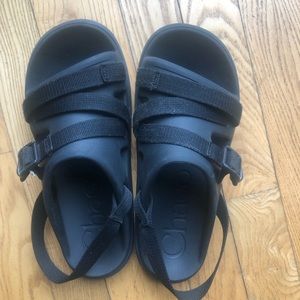 Chaco Sandals * SZ6 * Black